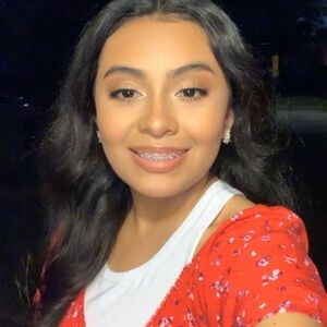 Meet your Posher, Marline